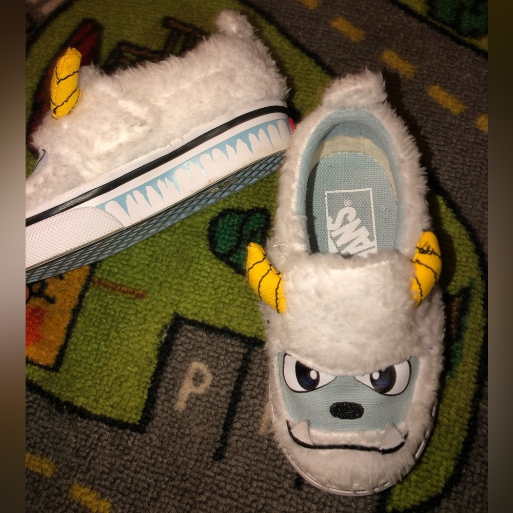 Toddler Vans Slip On’s